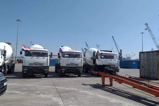  شركة ‏ستروي اكسبيرت الروسية تستعد  لإقامة ضاحية سكنية بالديماس ممولة منها وتسلم وزارة الأشغال آليات ثقيلة