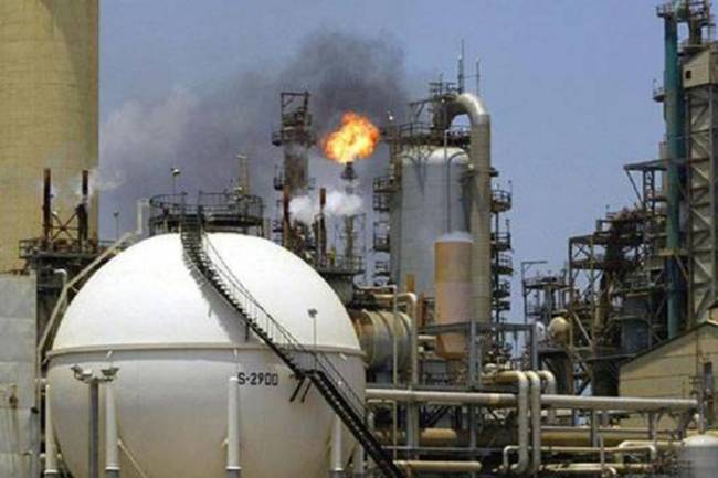 شركة تابعة لقاطرجي تدخل مشروعين لتأسيس مصفاتي نفط