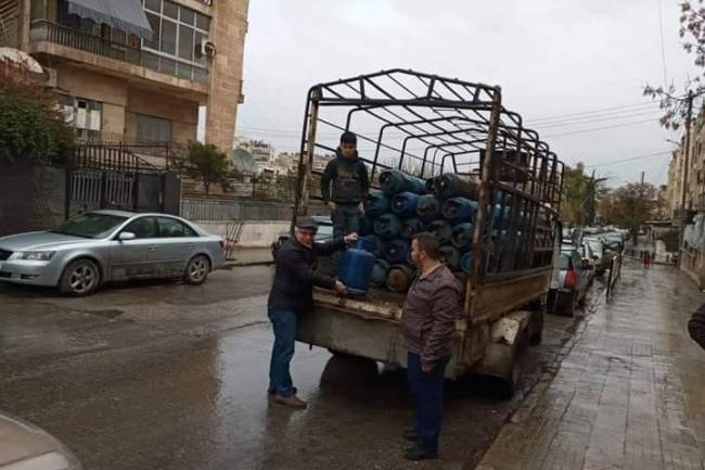مدير غاز دمشق وريفها: وصول توريدات جديدة من الغاز وتوقع زيادة التوزيع خلال يومين 
