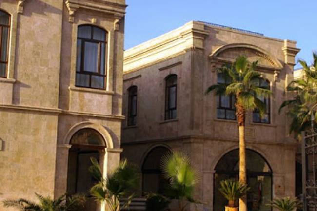 السياحة تصادق على عقد تنفيذ فندق كارلتون القلعة بحلب  بعائد سنوي 558 مليون ليرة 