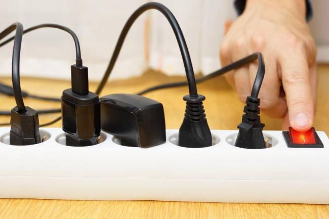 تراجع ملحوظ في التقنين الكهربائي ووزارة النفط تزف بشرى للمواطنين