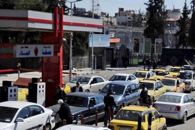 مصدر في النفط: توريدات بنزين جديدة خلال أسبوع 