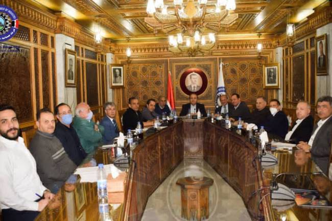 لجنة التصدير بغرفة صناعة دمشق تناقش إقامة معرض دائم للمنتجات السورية بالعراق وتطالب بتسهيل الحصول على دعم التصدير 