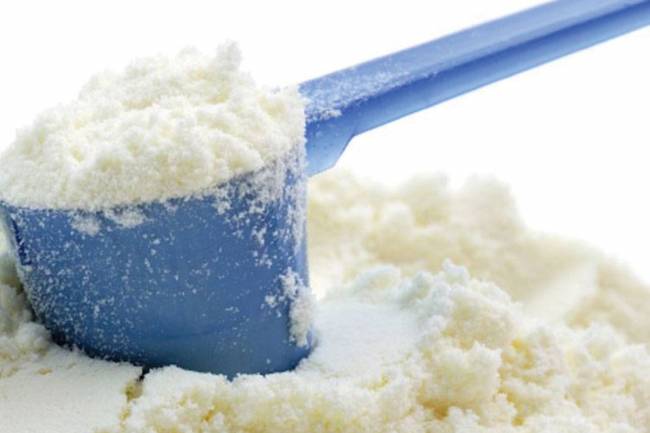 بدء توفر حليب الأطفال بالأسواق بأسعار جديدة مرتفعة 