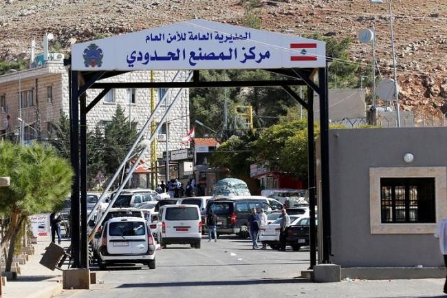 تعديل شروط السماح بدخول السوريين إلى لبنان عبر المراكز الحدودية البرية لتعود كما كانت قبل الكورونا 
