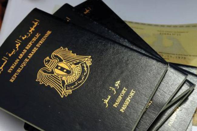 الاتصالات : التسجيل على المنصة يكون وفق عدد الجوازات التي تحدده وزارة الداخلية يومياً