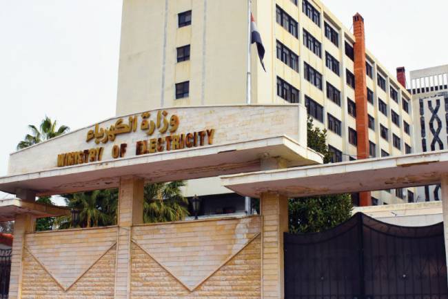 رفع أسعار الكهرباء الصناعية للضعف ..صناعي : سيرفع أسعار المواد المصنعة 
