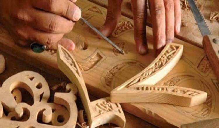 تعتزم انشاء مركزمتطور للتدريب على الحرف .. غرفة تجارة ريف دمشق تقف في وجه اندثار الصناعات اليدوية والتراثية