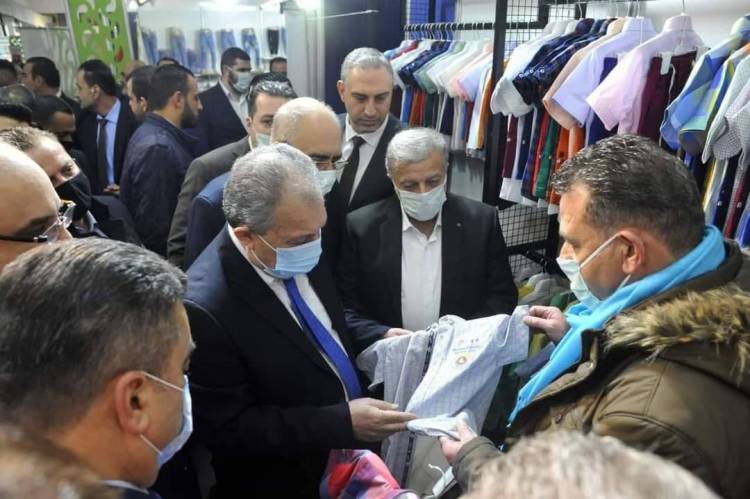 بمشاركة نحو 360 شركة ..عرنوس يفتتح معرض صنع في سورية للألبسة 