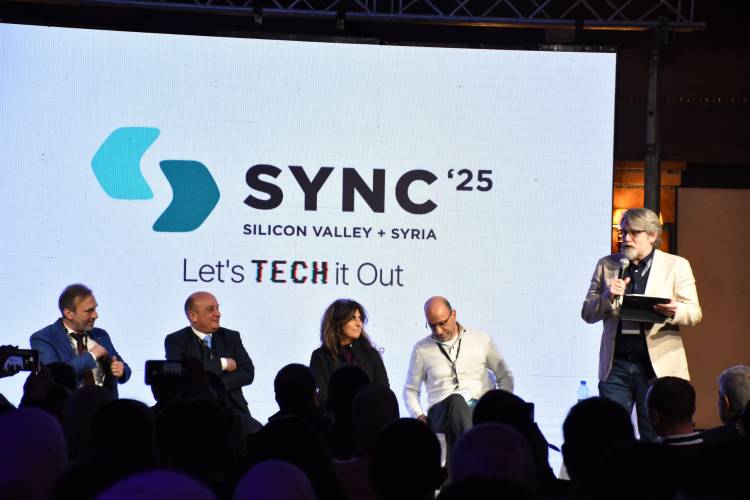 مؤتمر SYNC’25 ينطلق في دمشق بحضور مئات الخبراء والعاملين بمجال التكنولوجيا ..خلق 25 ألف وظيفة خلال السنوات الخمس القادمة، عبر دعم الكفاءات السورية 